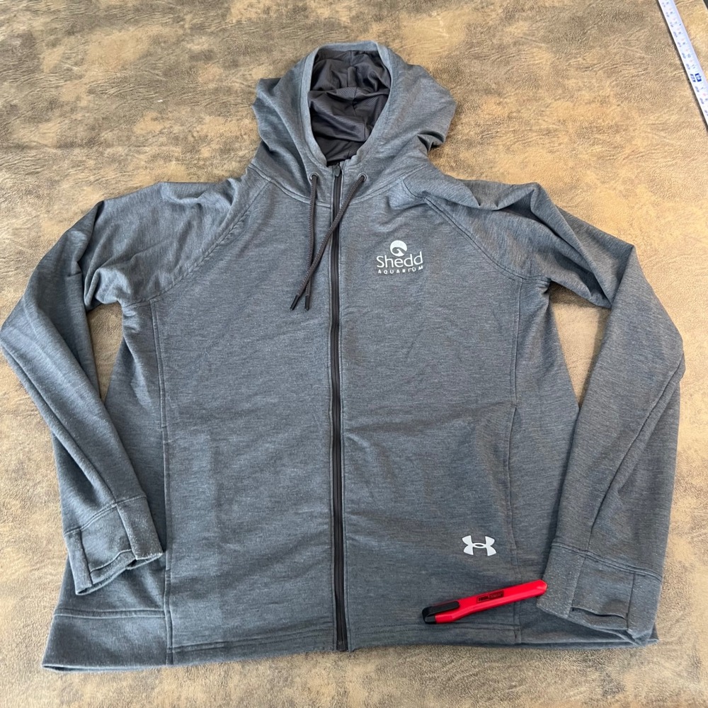 Under Armour Full Zip Hoodie Womens 2XL‎ Gray Shedd Aquarium Chicago *PILLING*